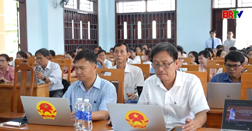 UBND xã Bắc Ruộng tập huấn ứng dụng Trí tuệ nhân tạo (AI) trong hoạt động công vụ và giảng dạy